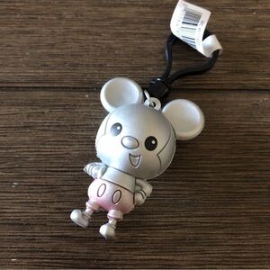 Disney: 100 years of Wonder: Mickey Mouse bag clip